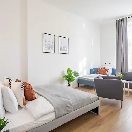 - Cute And Comfy * Budapest